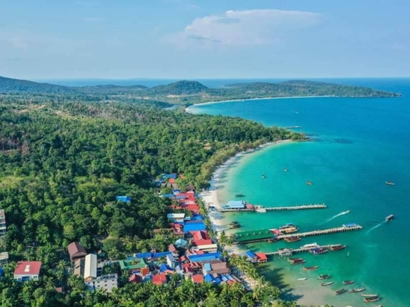 koh rong main beach resort for rent