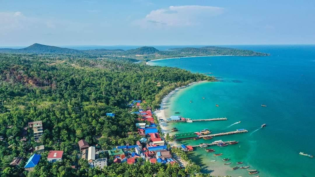 koh rong main beach resort for rent