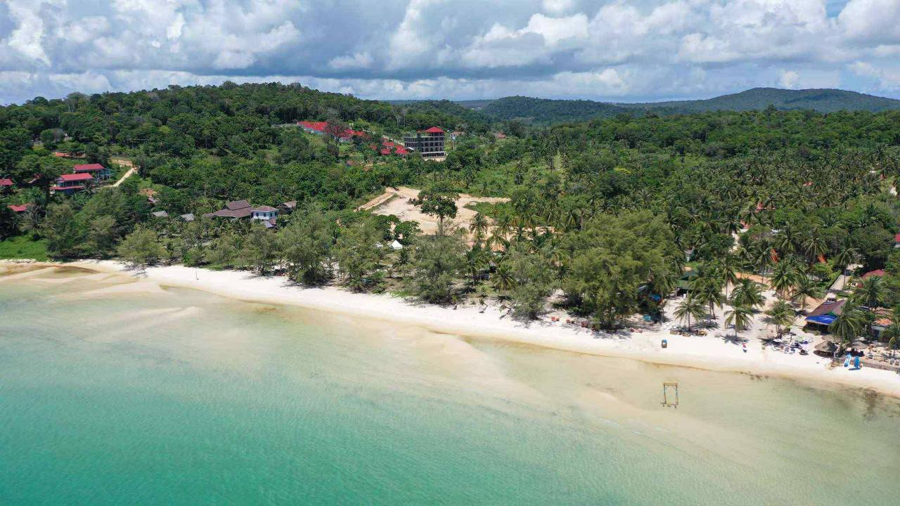 beach land koh rong coconut beach preah sihanouk cambodia sihanoukville