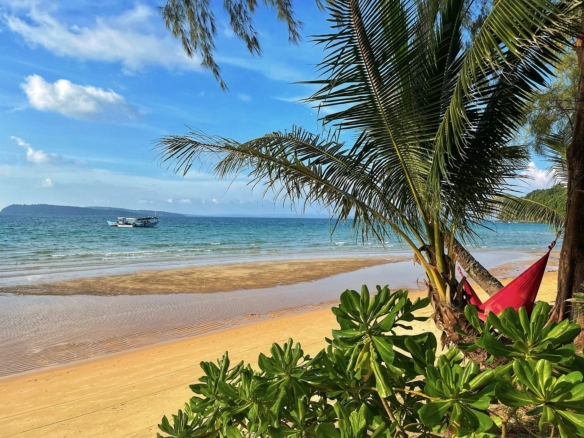 beach of lonely beach koh rong preah sihanouk cambodia