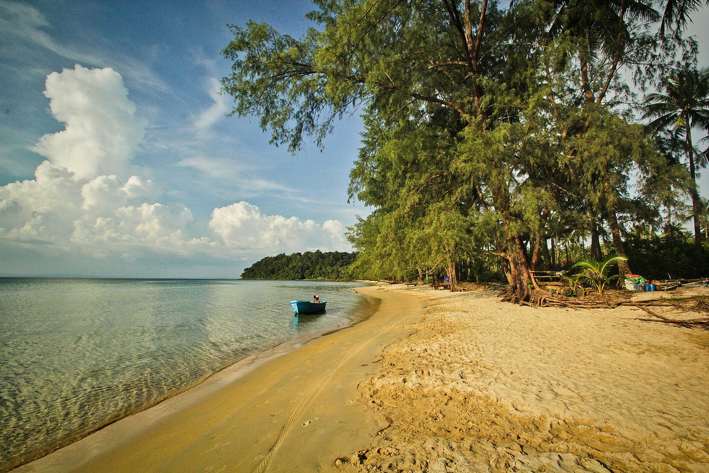 lonely beach koh rong preah sihanouk cambodia