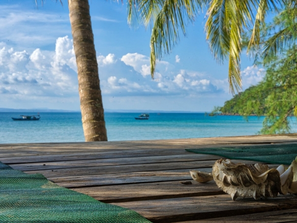 lonely beach koh rong preah sihanouk cambodia
