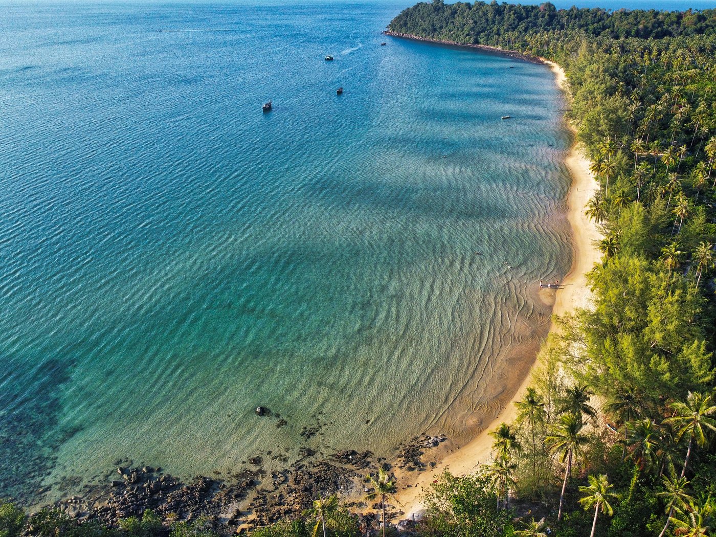 lonely beach koh rong preah sihanouk cambodia