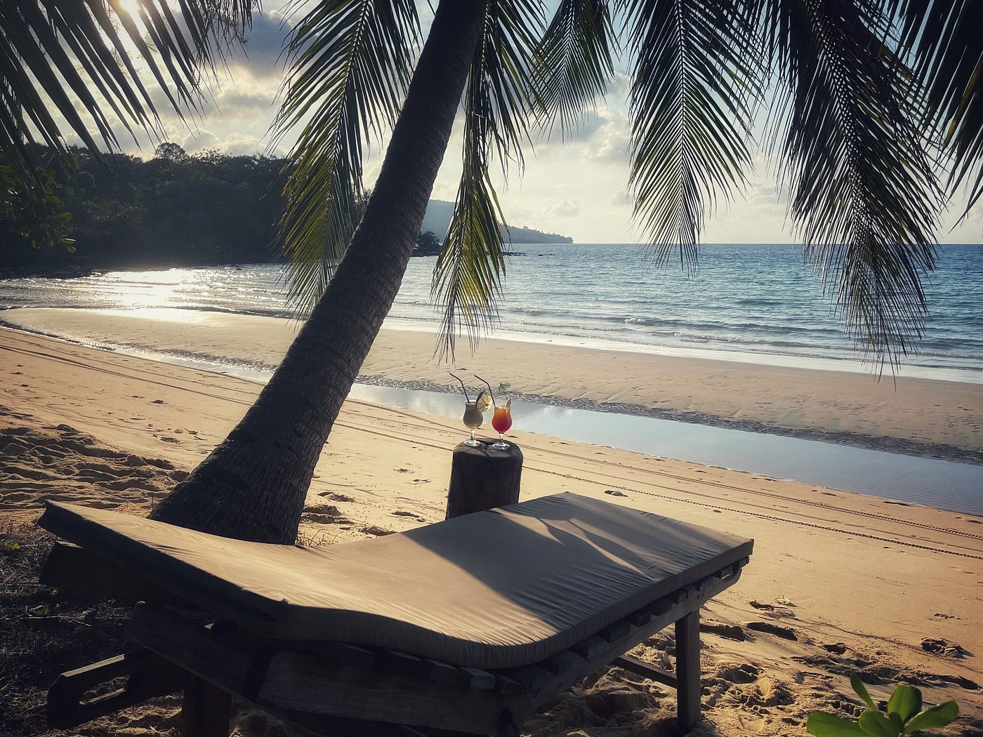 lonely beach koh rong preah sihanouk cambodia
